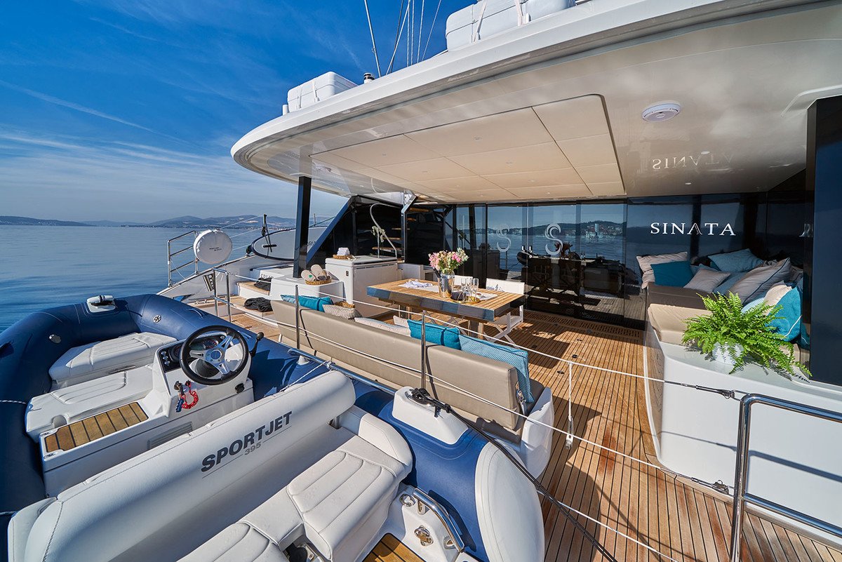 Luxury catamaran charter Croatia